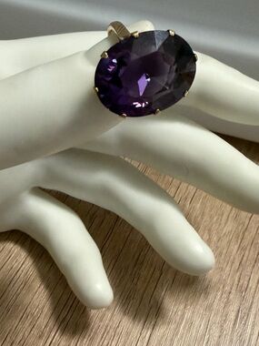 Gold Large Stone Sapphire Ring Size 6
